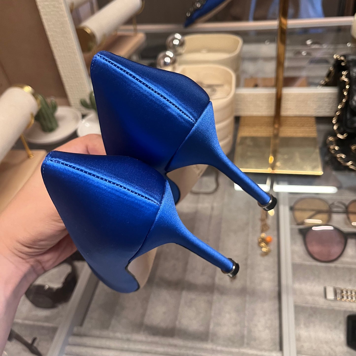 Manolo Blahnik Pumps Satin (Royal Blue