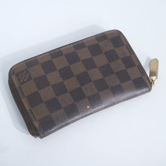 Louis Vuitton Damier Wallet
