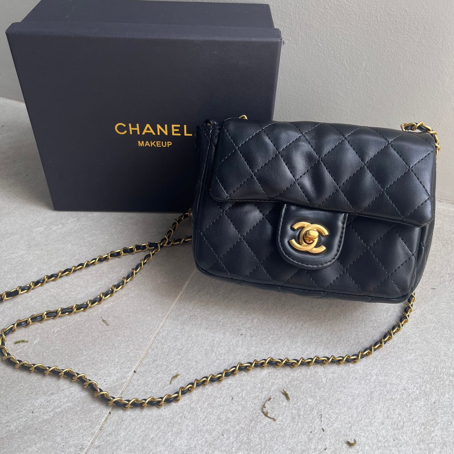 Chanel VIP Crossbody 2025 (w/ globe)