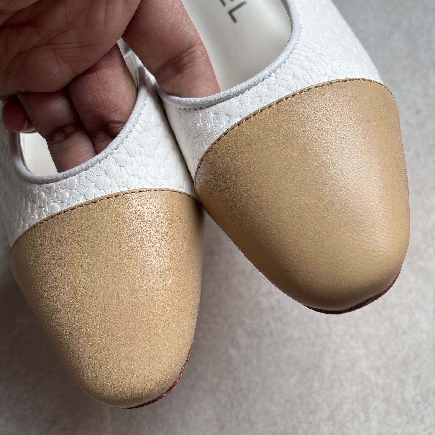 Chanel Pumps Slingback (White/Nude Captoe)