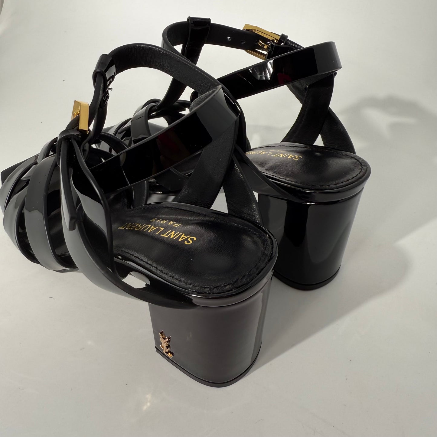 Yves Saint Lauren Patent Pumps (Black)