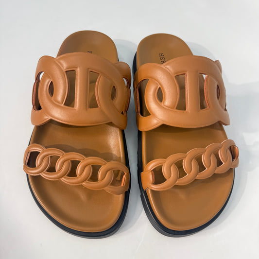 Hermès Extra Sandals in Brown/Camel