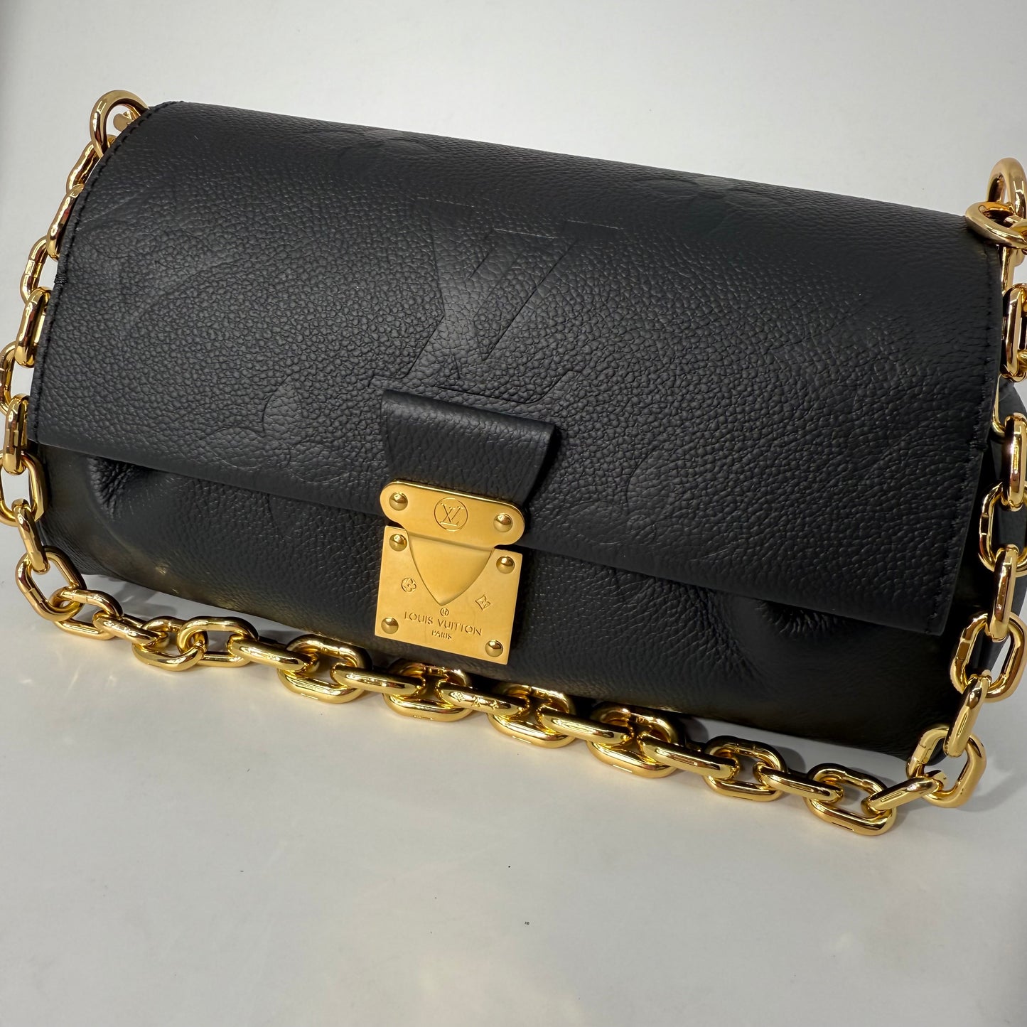 Louis Vuitton Favorite Empreinte Leather