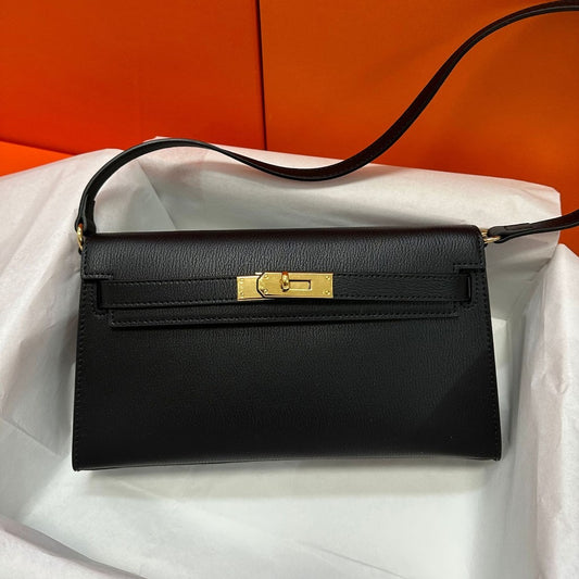 "Ariana" Handmade Bespoke Leather Bag (Brandless)