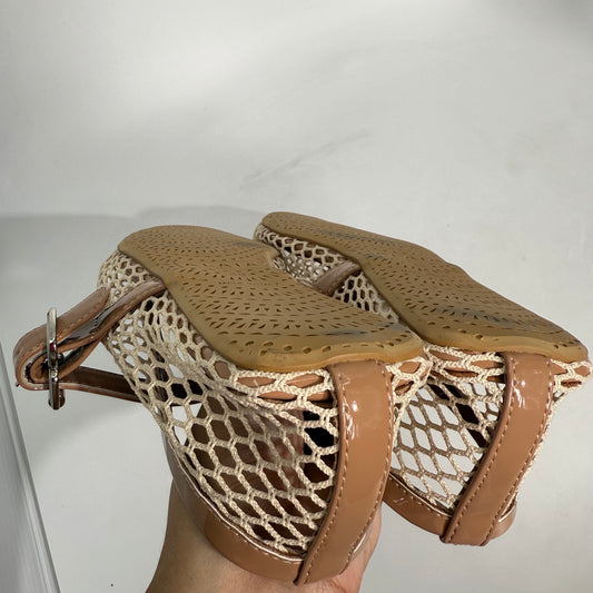 Alaia Net Shoes (Nude/Beige)