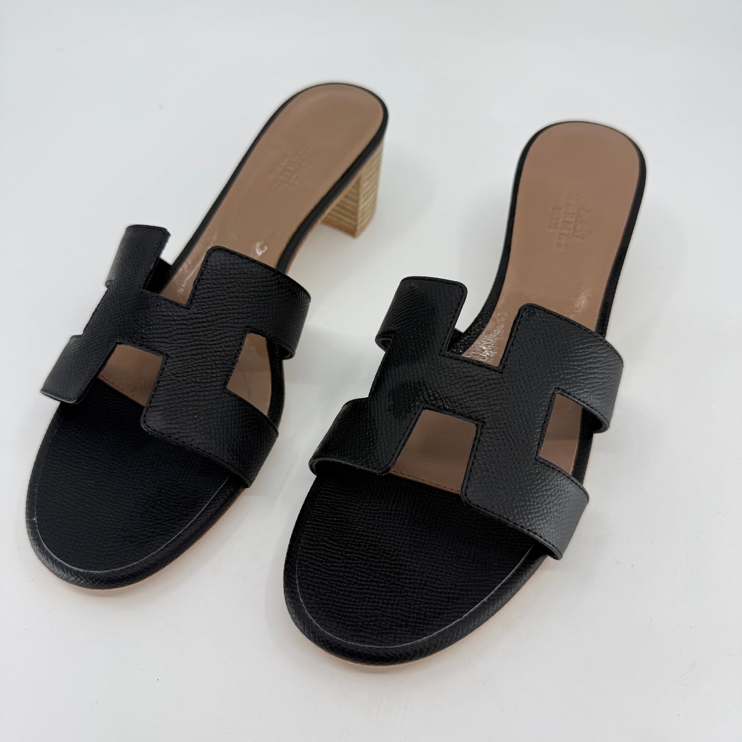 Hermes Oasis (Black