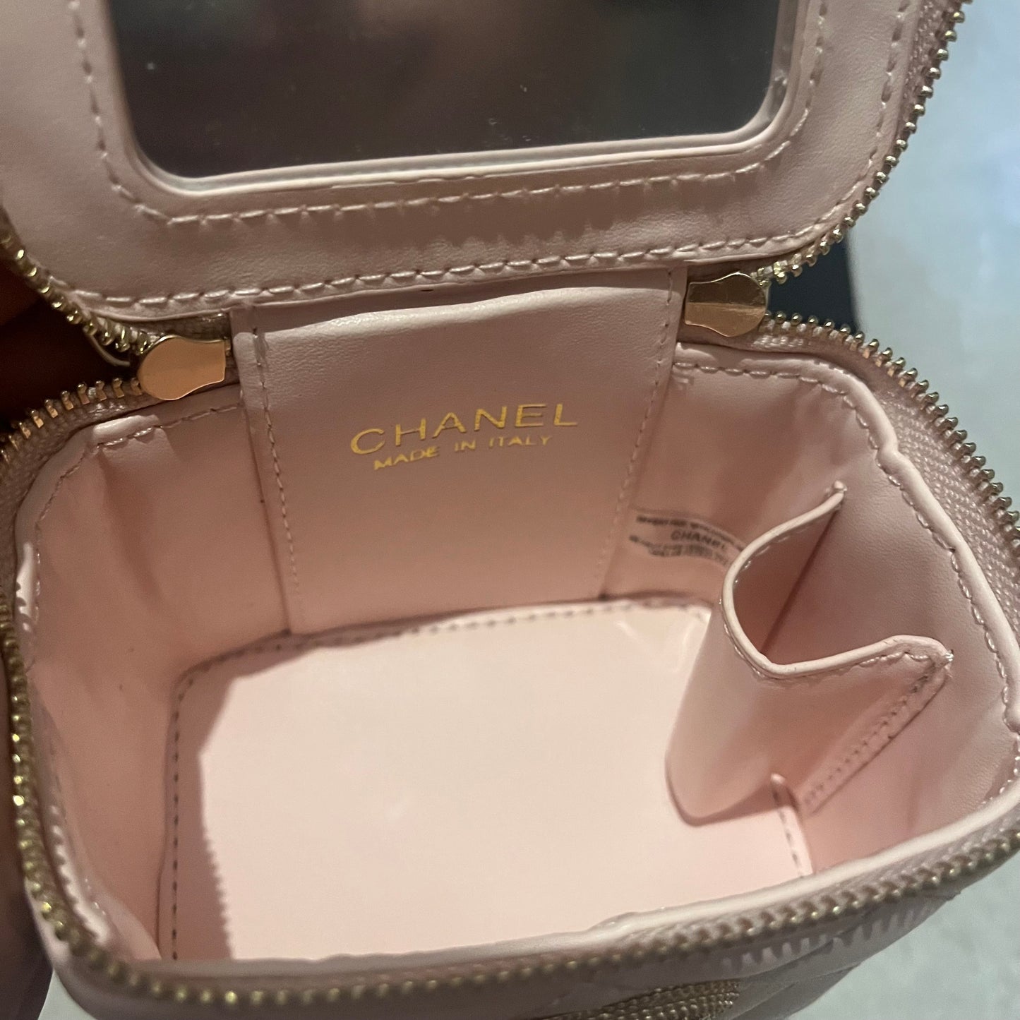 Chanel VIP Complimentary Gift/Chain Mini Box Crossbody