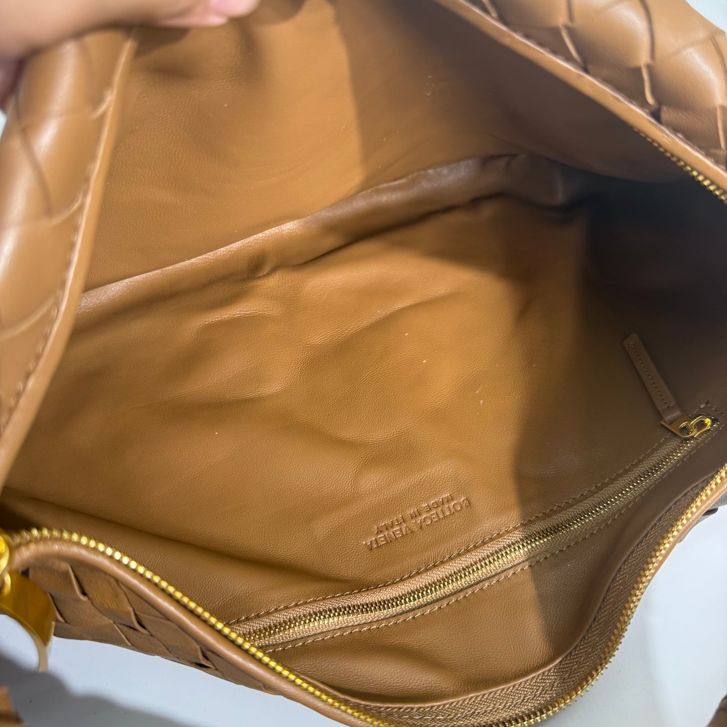 Bottega Veneta Jodie (Medium/48cm)