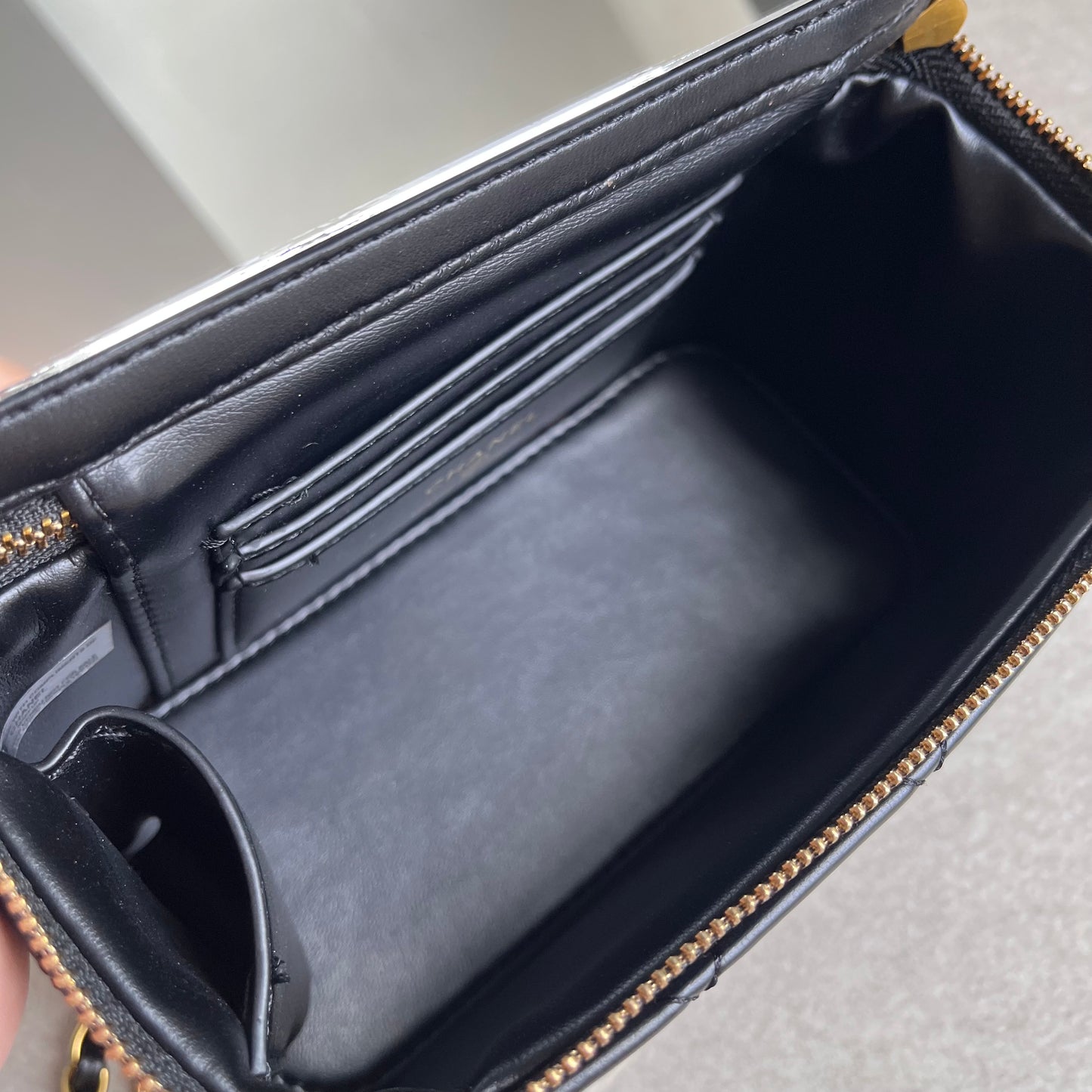 Chanel VIP Crossbody 2025 (Make up style)