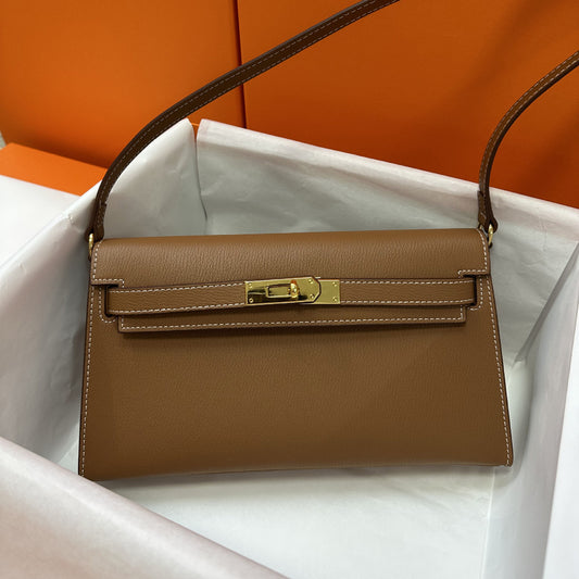 "Ariana" Handmade Bespoke Leather Bag (Brandless)