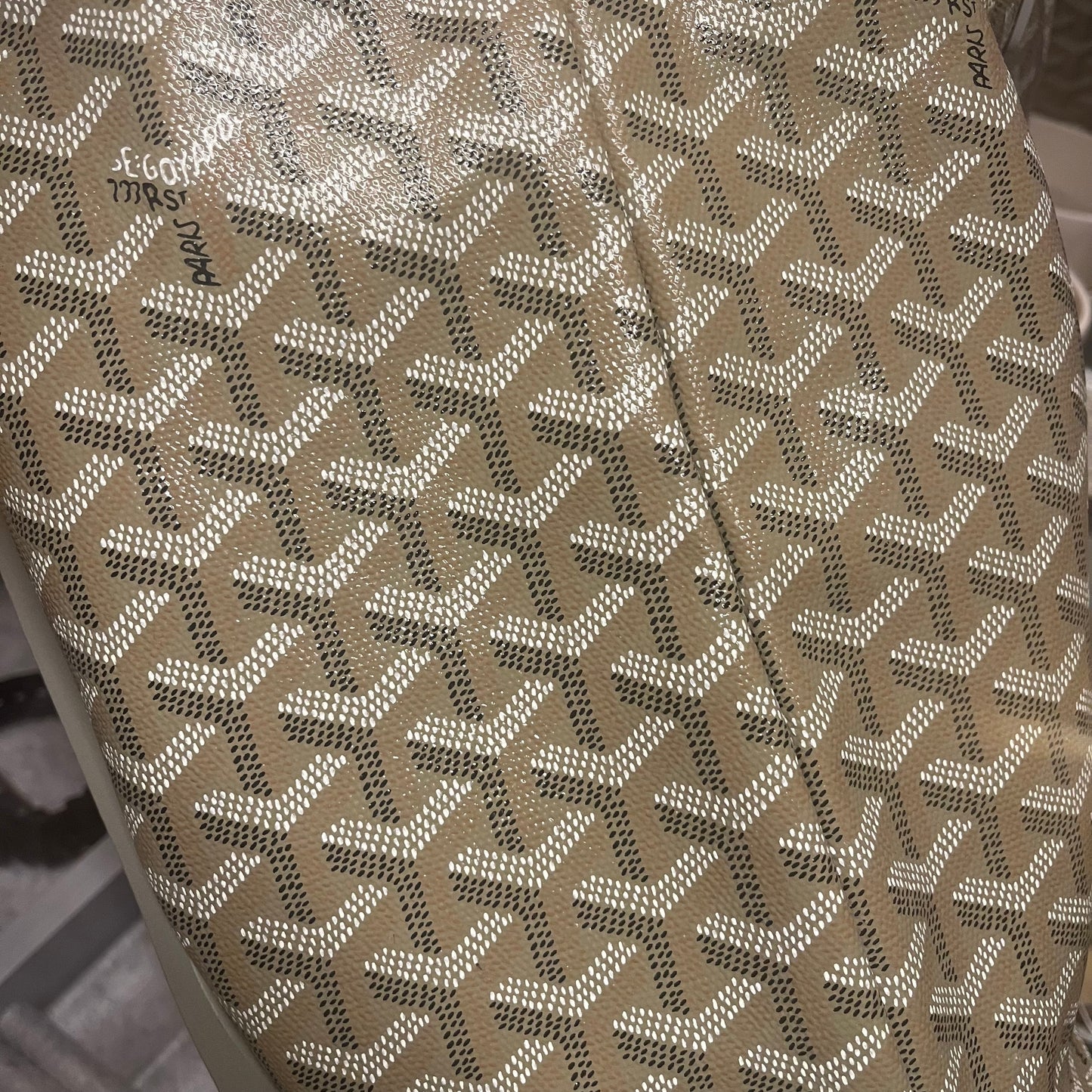 Goyard PM Tote (Khaki)