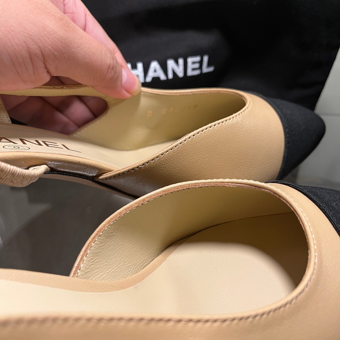Chanel Slingback Pumps Nude/Black Captoe