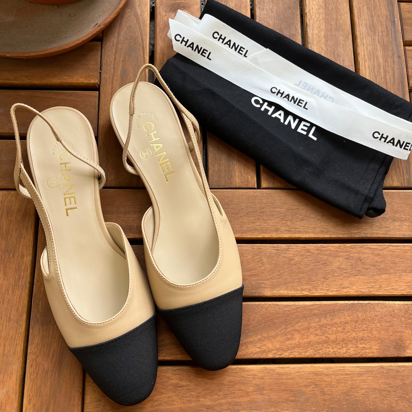 Chanel Slingback Nude/Black Captoe 37