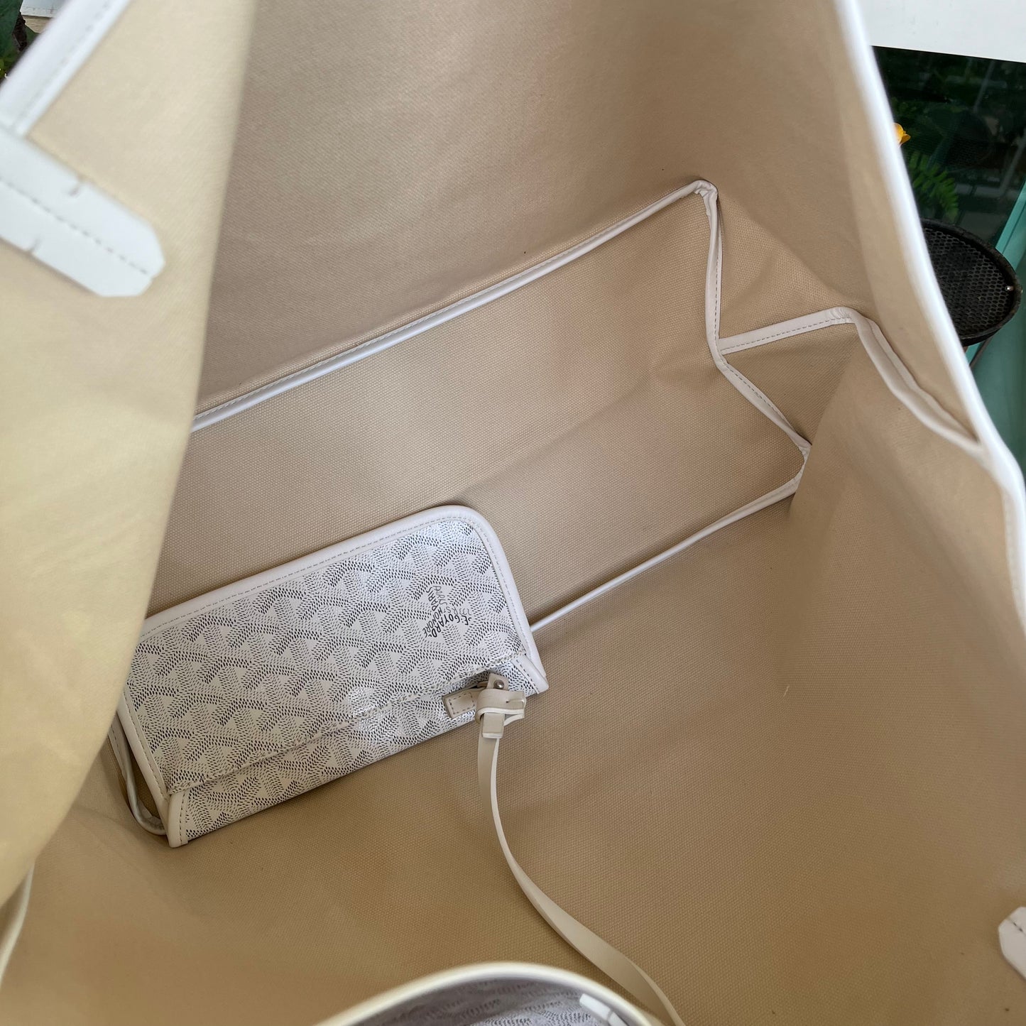 Goyard St Louis GM White
