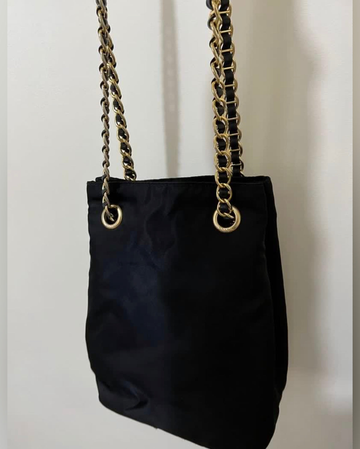 Pr@da Chain Crossbody