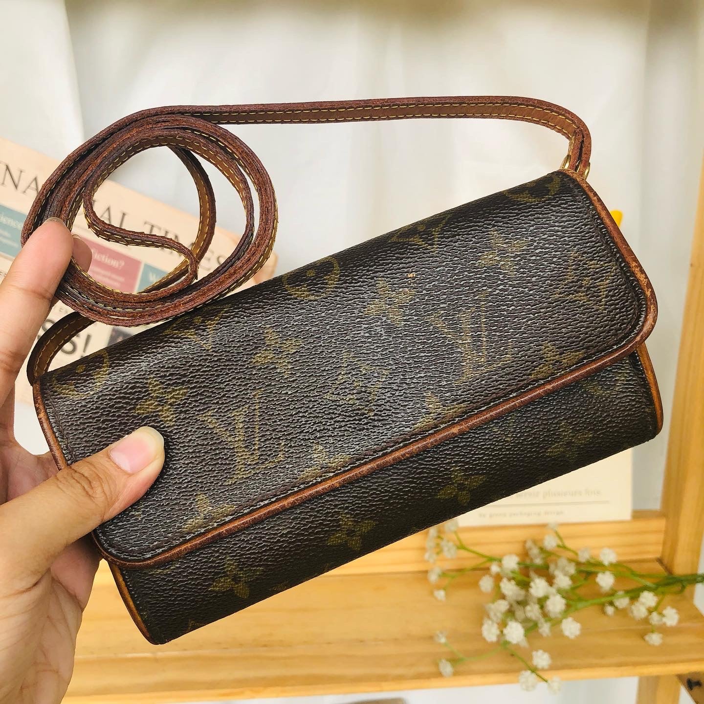 Lou!s Vuitton Twin Pochette