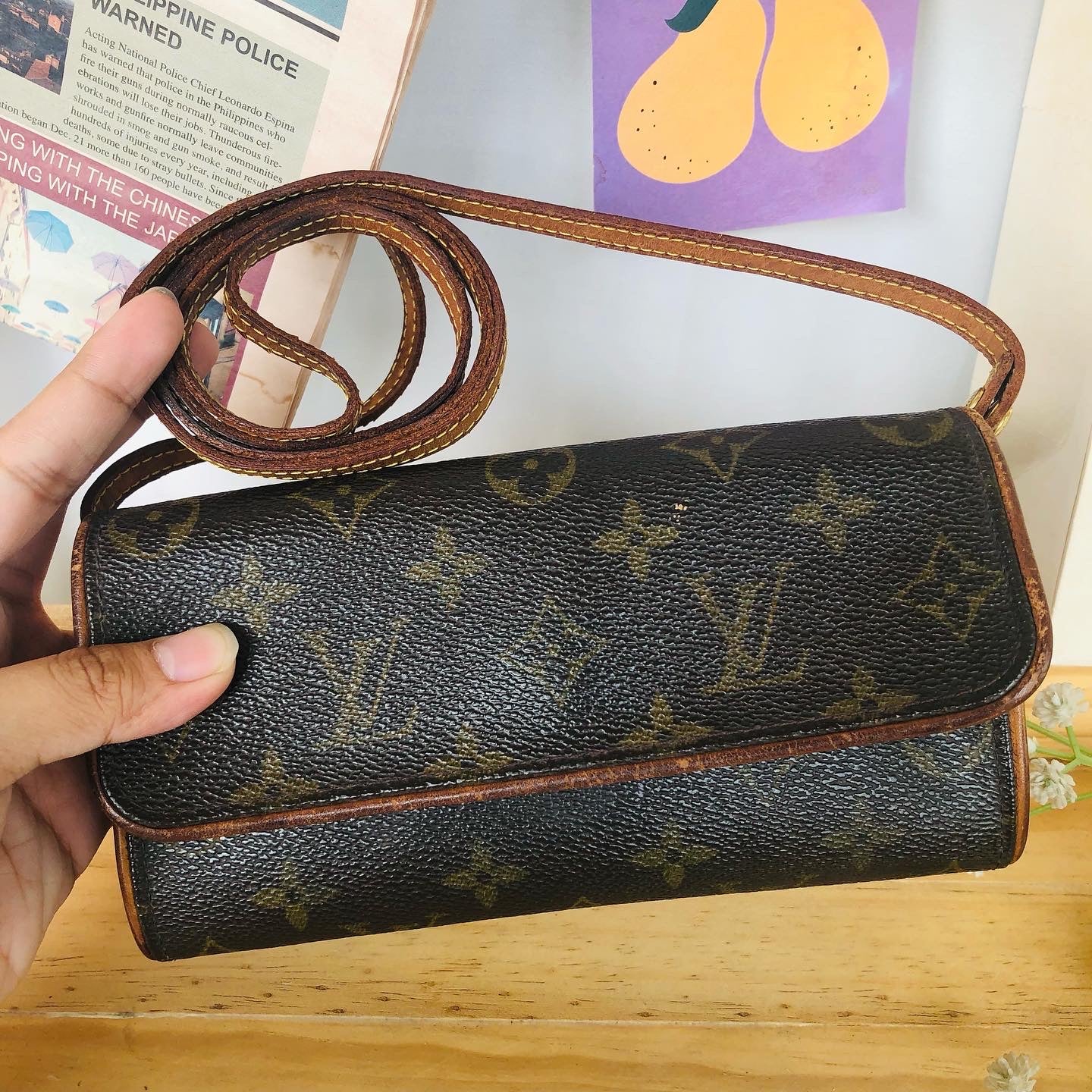 Lou!s Vuitton Twin Pochette