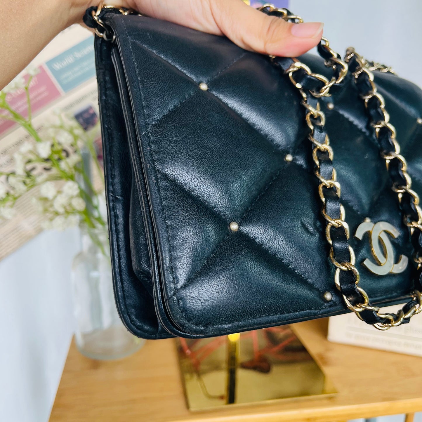 Vintage Ch@n3L Crossbody