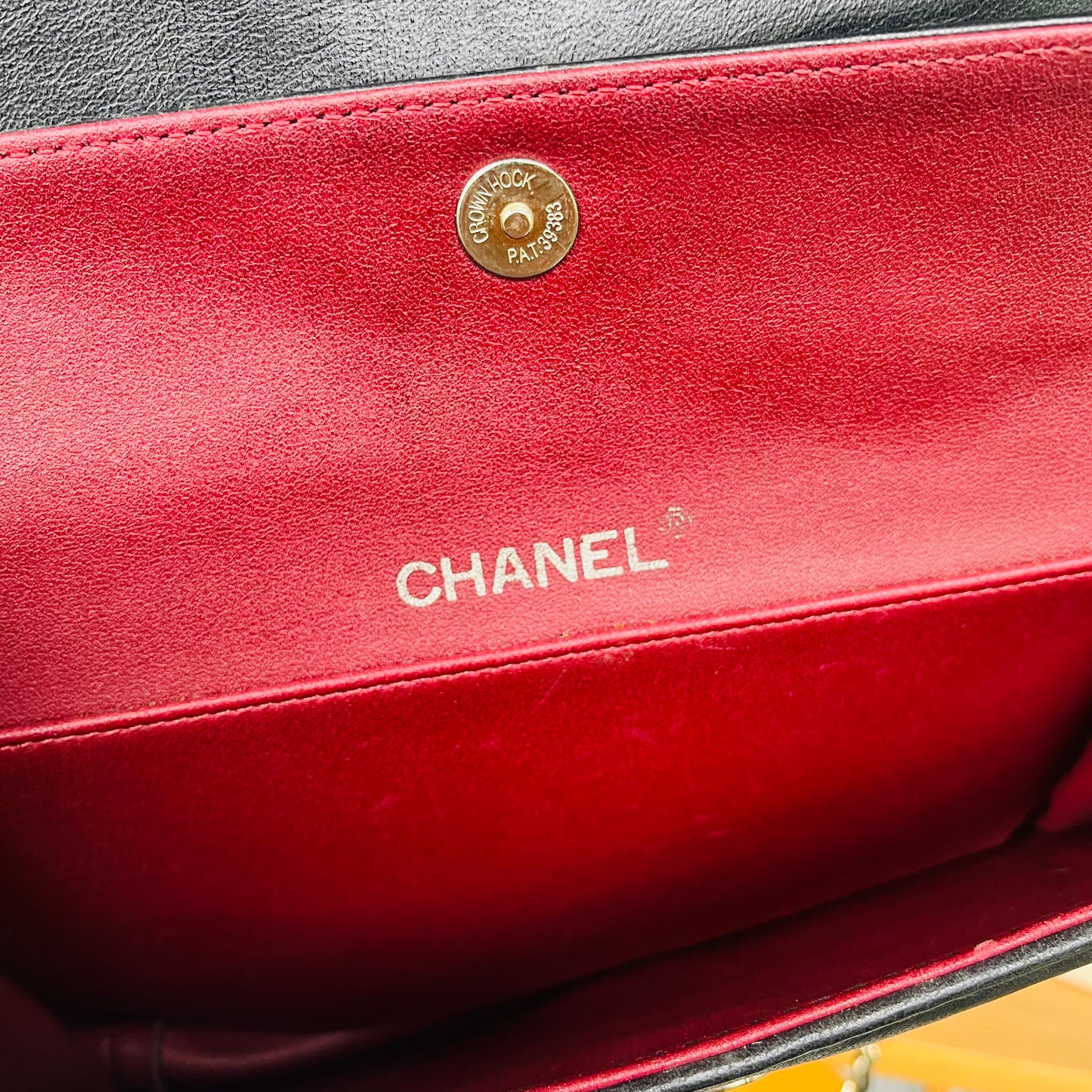 Vintage Ch@n3L Crossbody