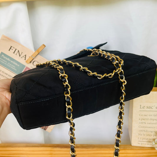 Pr@da Chain Quilted Sling