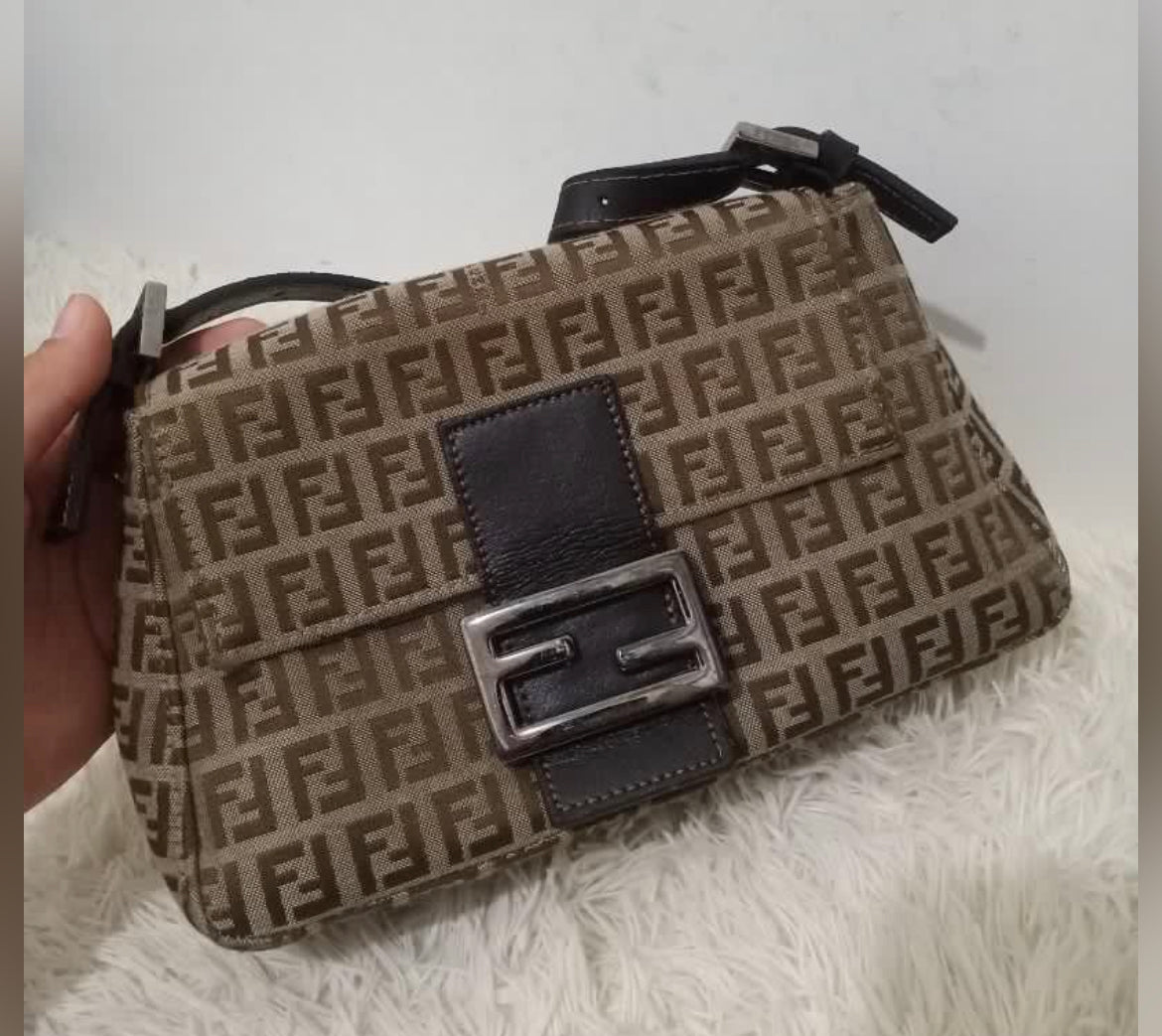 F3ndi Small Baguette