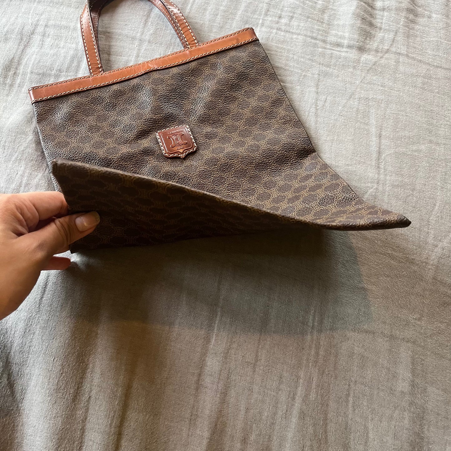 C3line Flat Tote