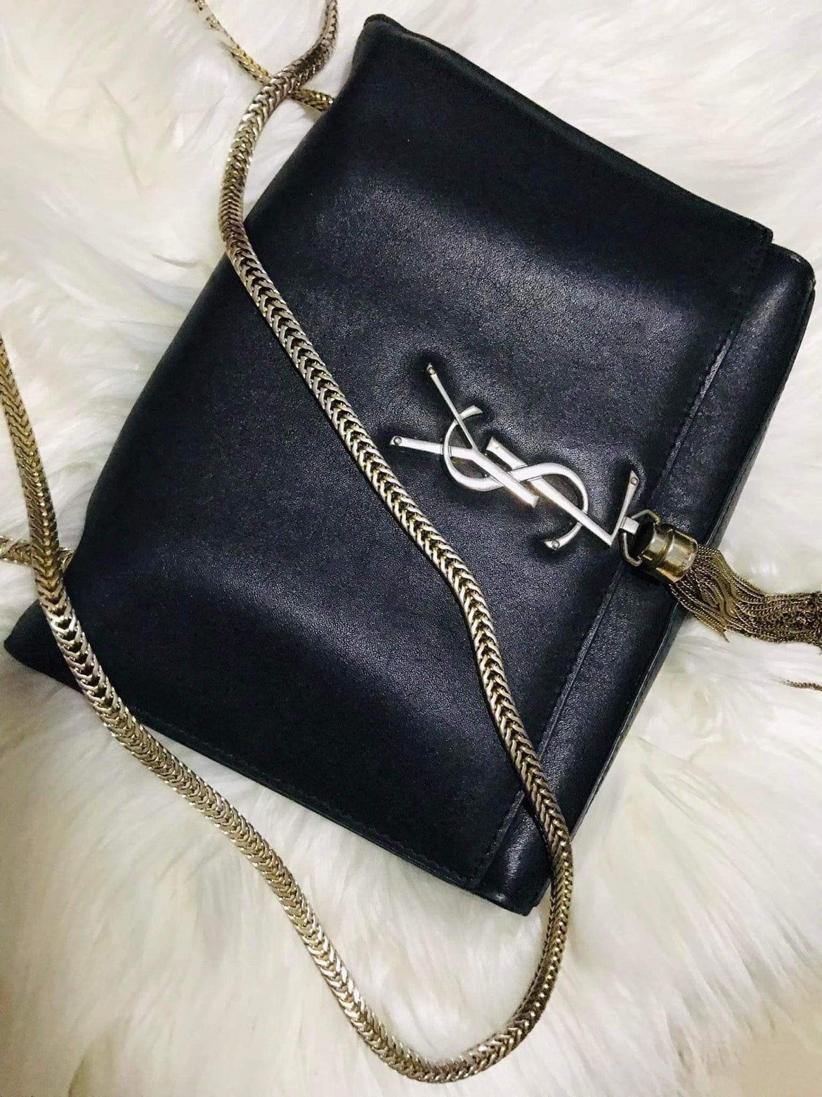 Y$L Chain Crossbody