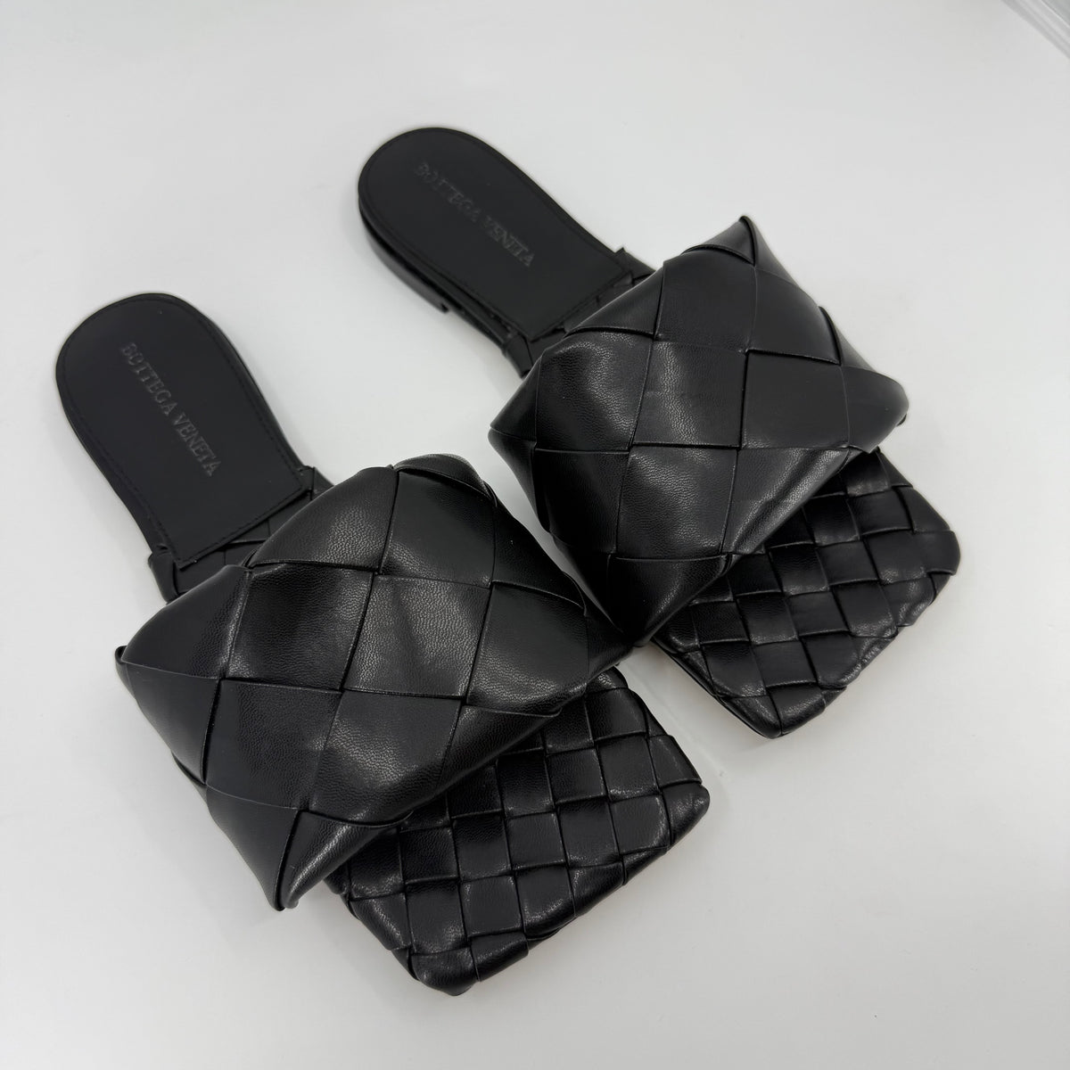 Bottega Venetta Intreciatto Mules
