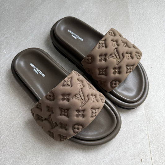 Louis Vuitton Cloud Foam Slides
