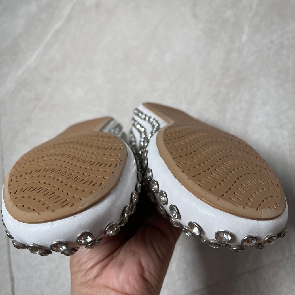Alaia Crystal Flats (white)