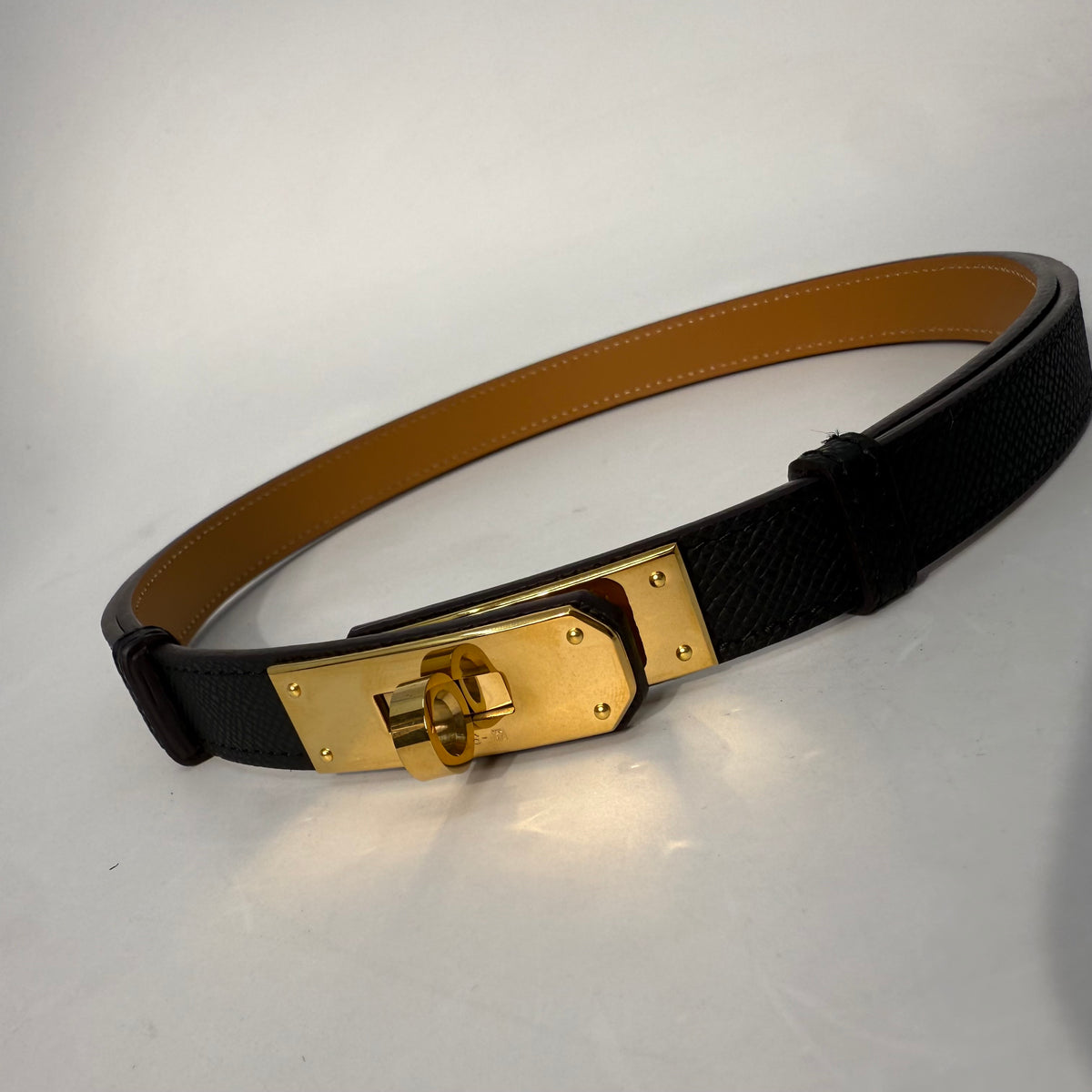 Hermes Kelly Black Belt (GHW)