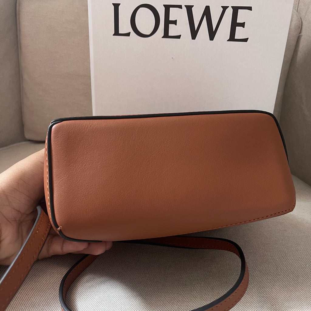 Loewe Puzzle Crossbody (18cm)