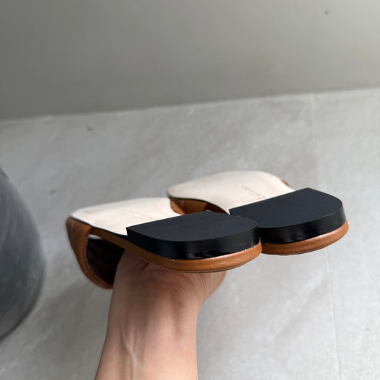 Bottega Veneta Padded Flats