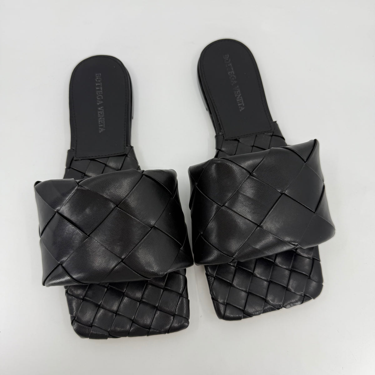 Bottega Venetta Intreciatto Mules