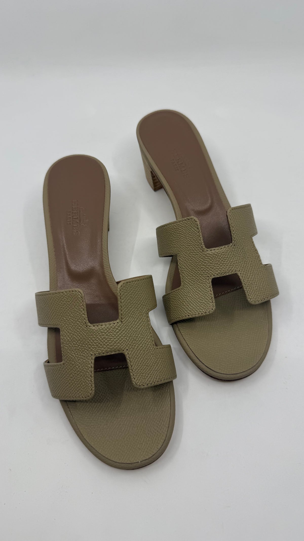 Hermes Oasis Taupe