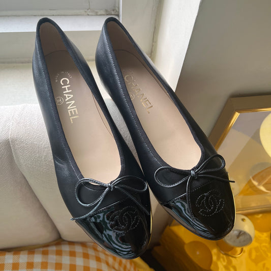 Chanel Ballet Black Patent Captoe