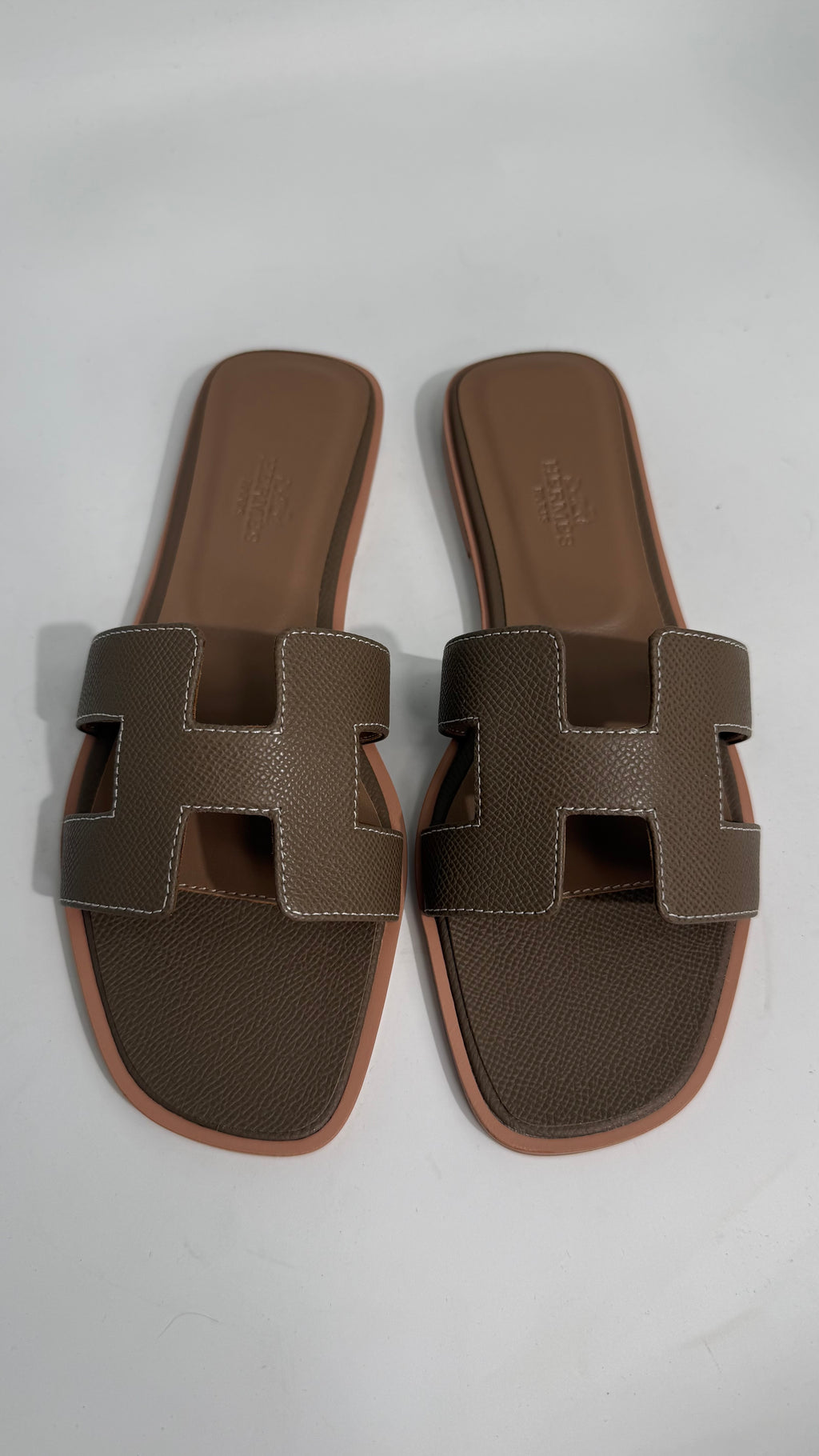 Hermes Oran Flats