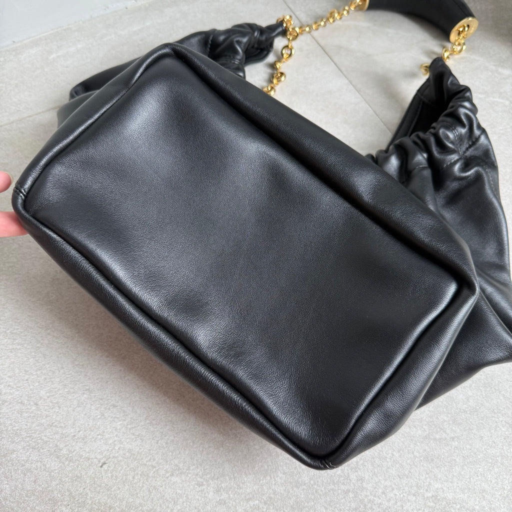 Loewe Squeeze Shoulder Bag (Large)