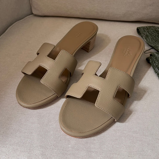 Hermes Oasis (Taupe)
