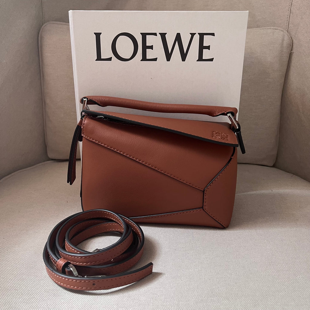 Loewe Puzzle Crossbody (18cm)