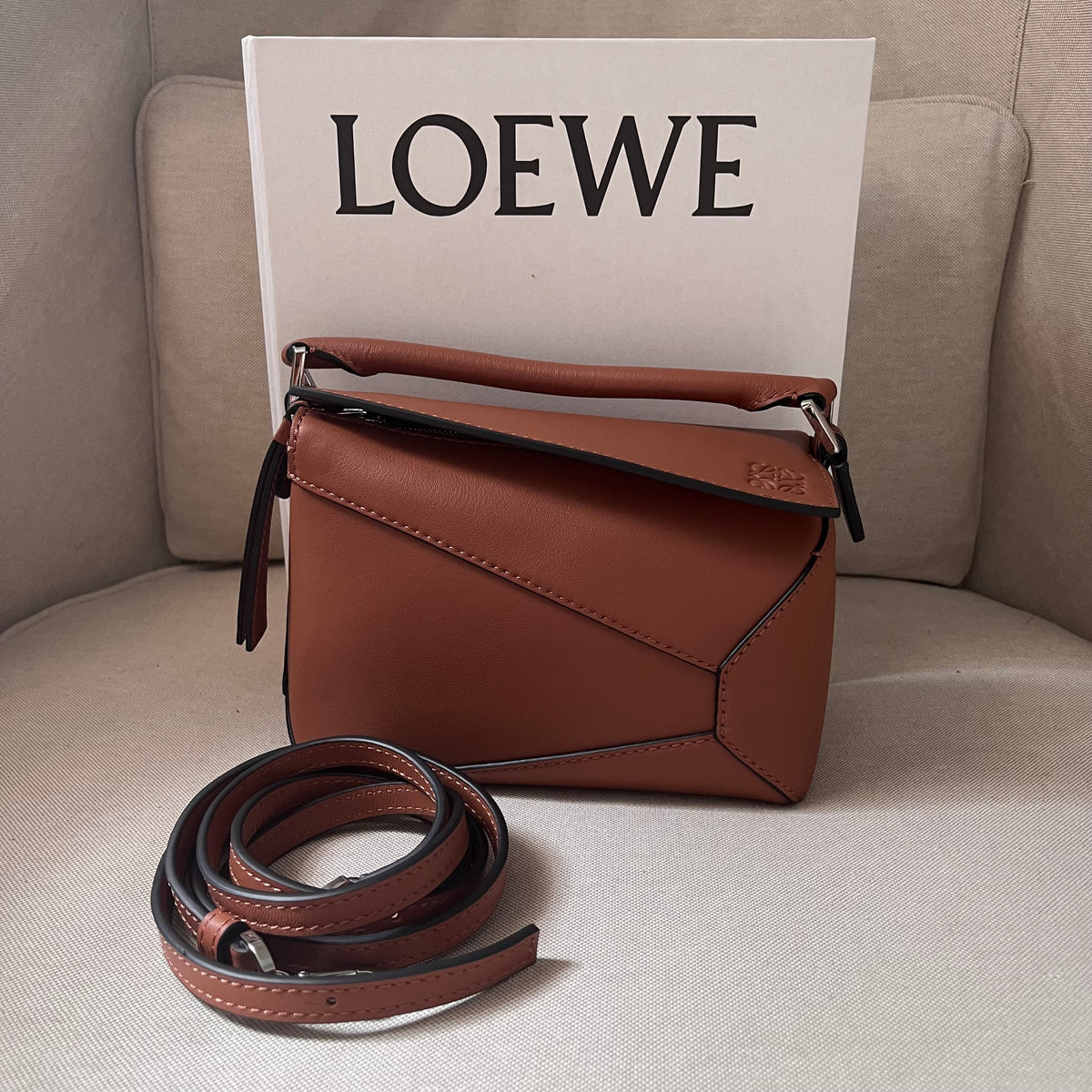 Loewe Puzzle Crossbody (18cm)