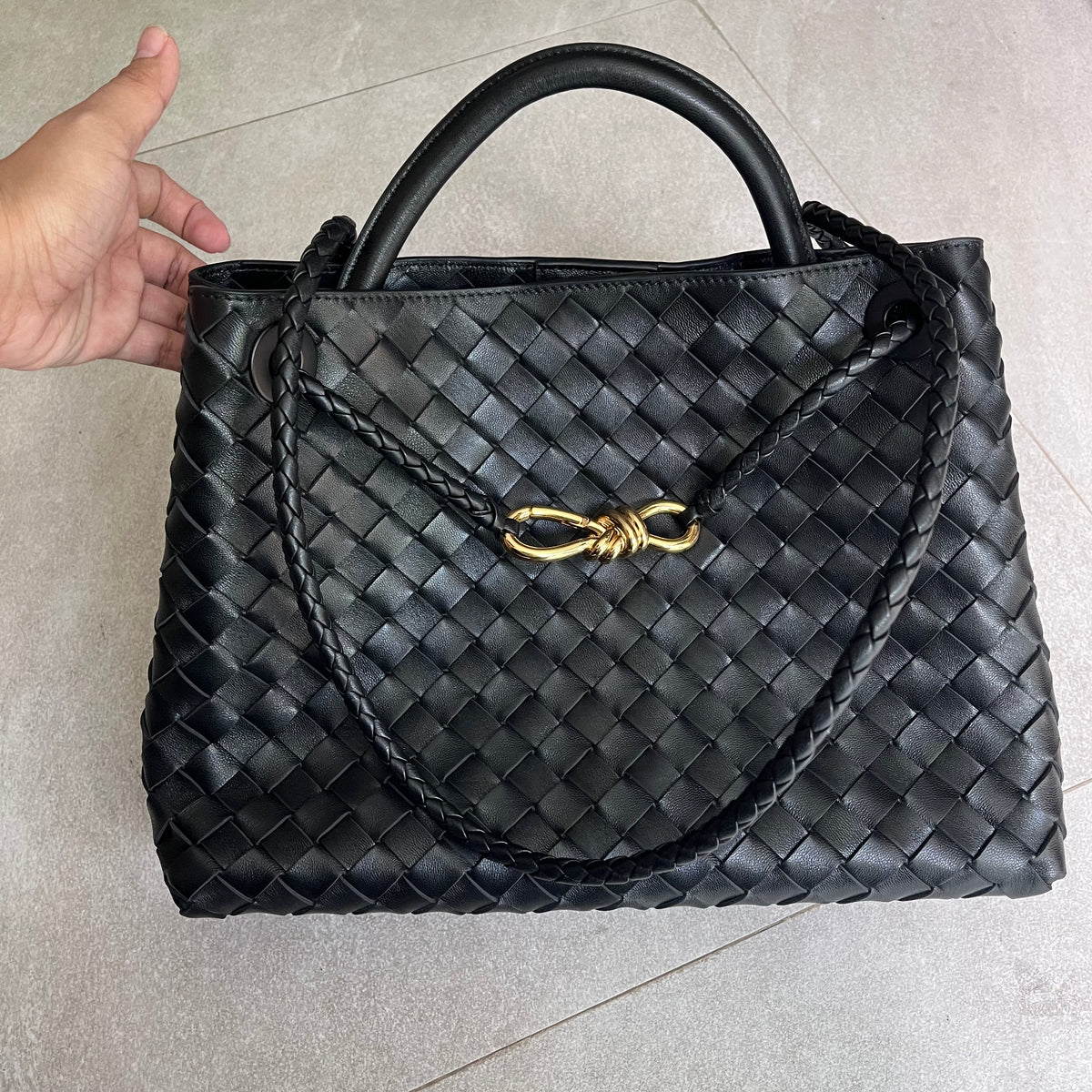 Bottega Venetta Andiamo (Black)