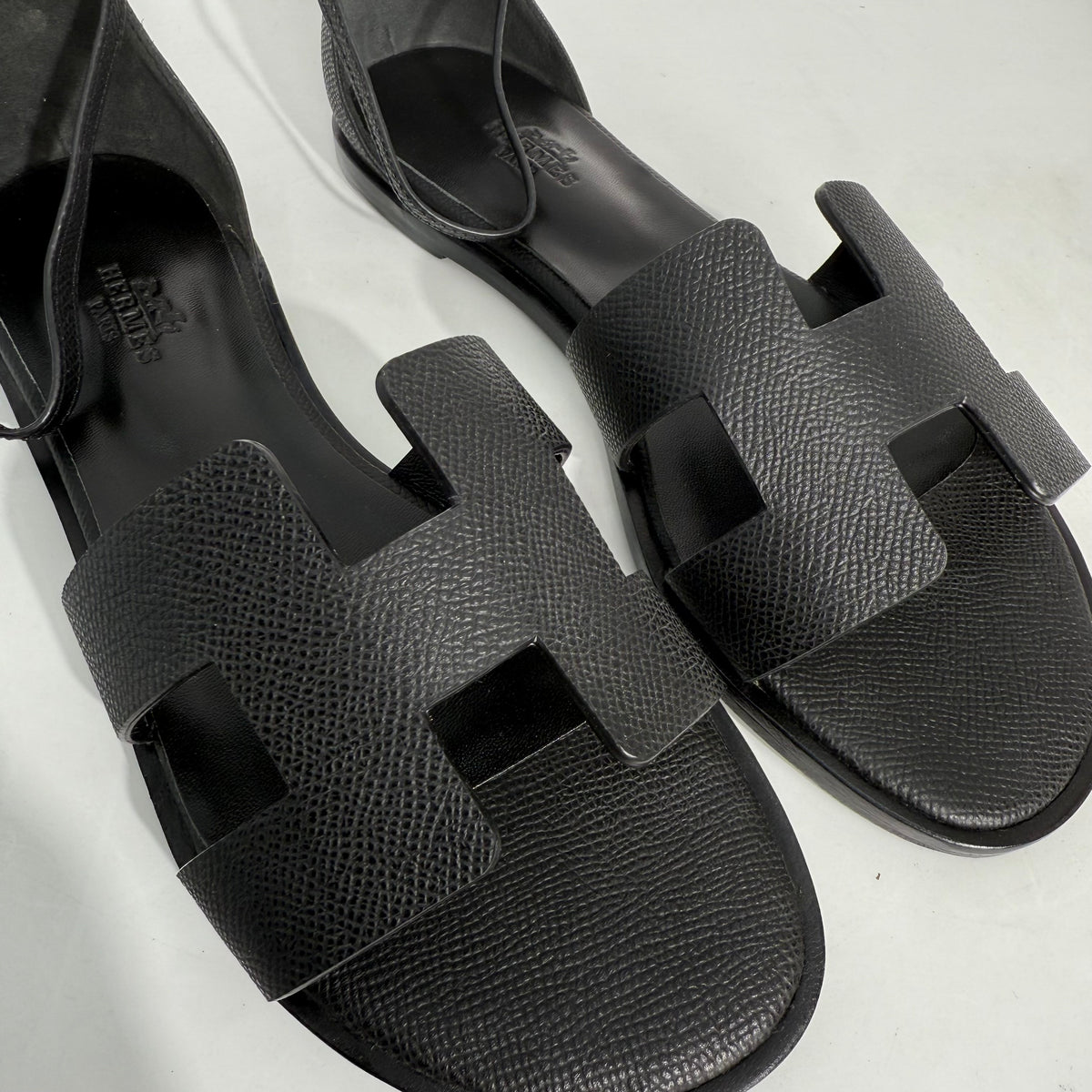 Hermes Santorini Black