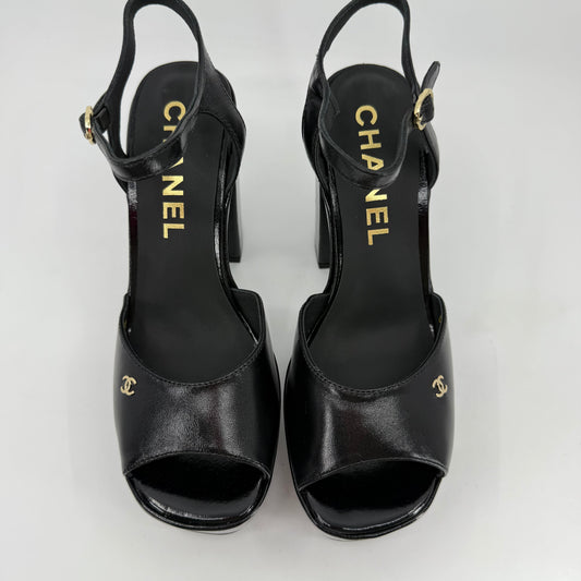 Chanel Pumps Black Slingback