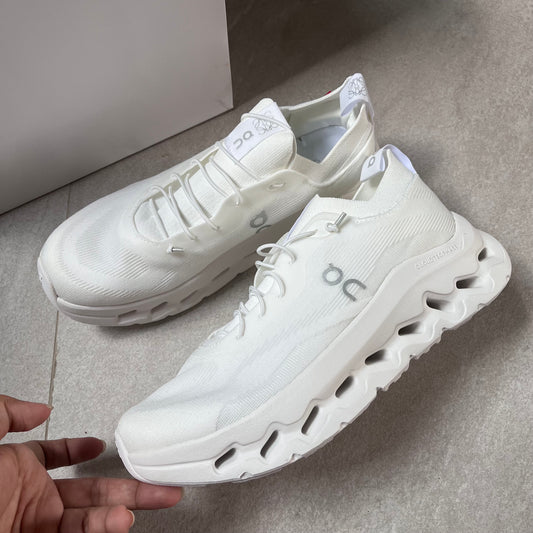 Loewe x On Shoes (White)