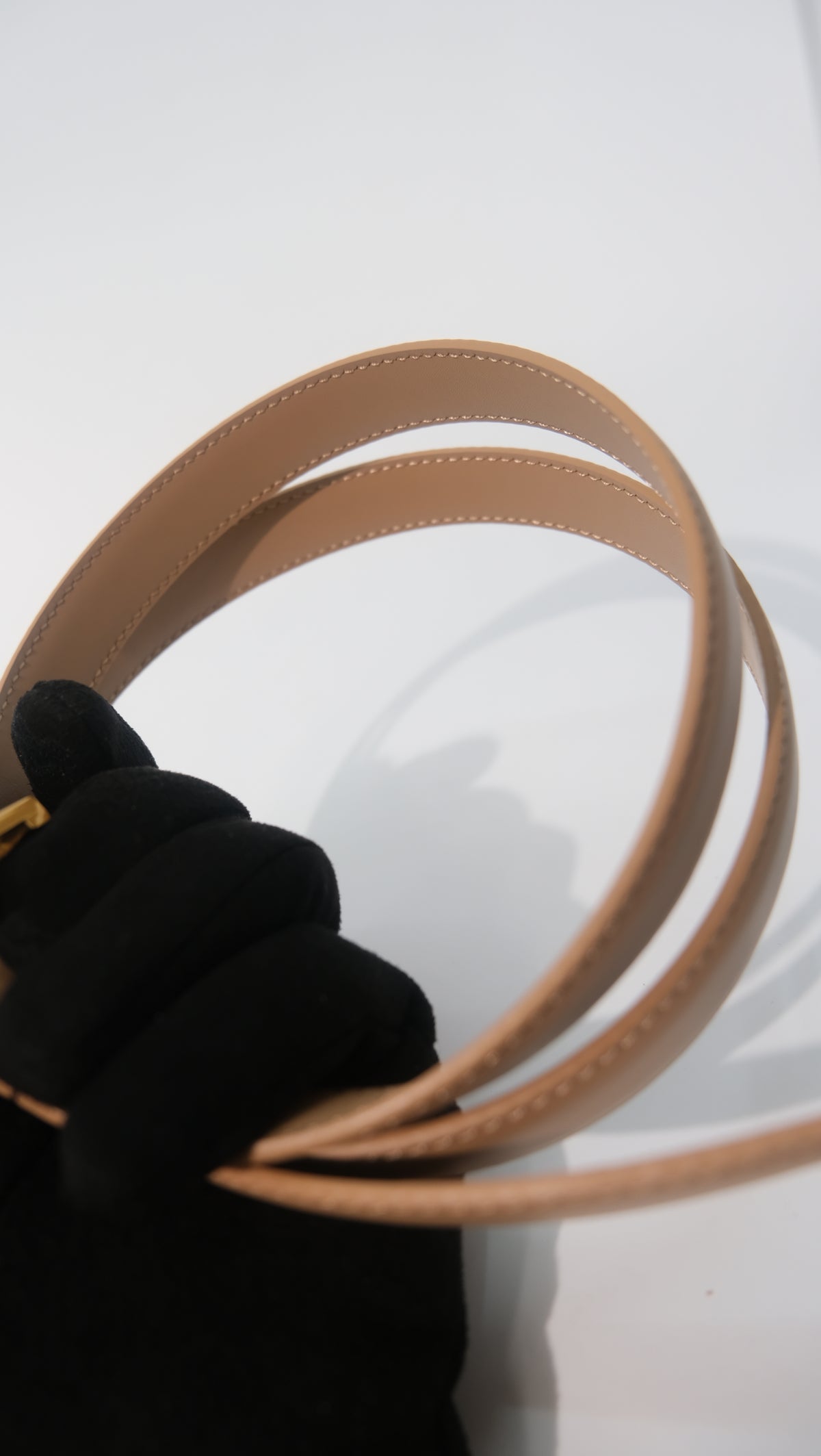 Yves Saint Laurent Belt (Nude)