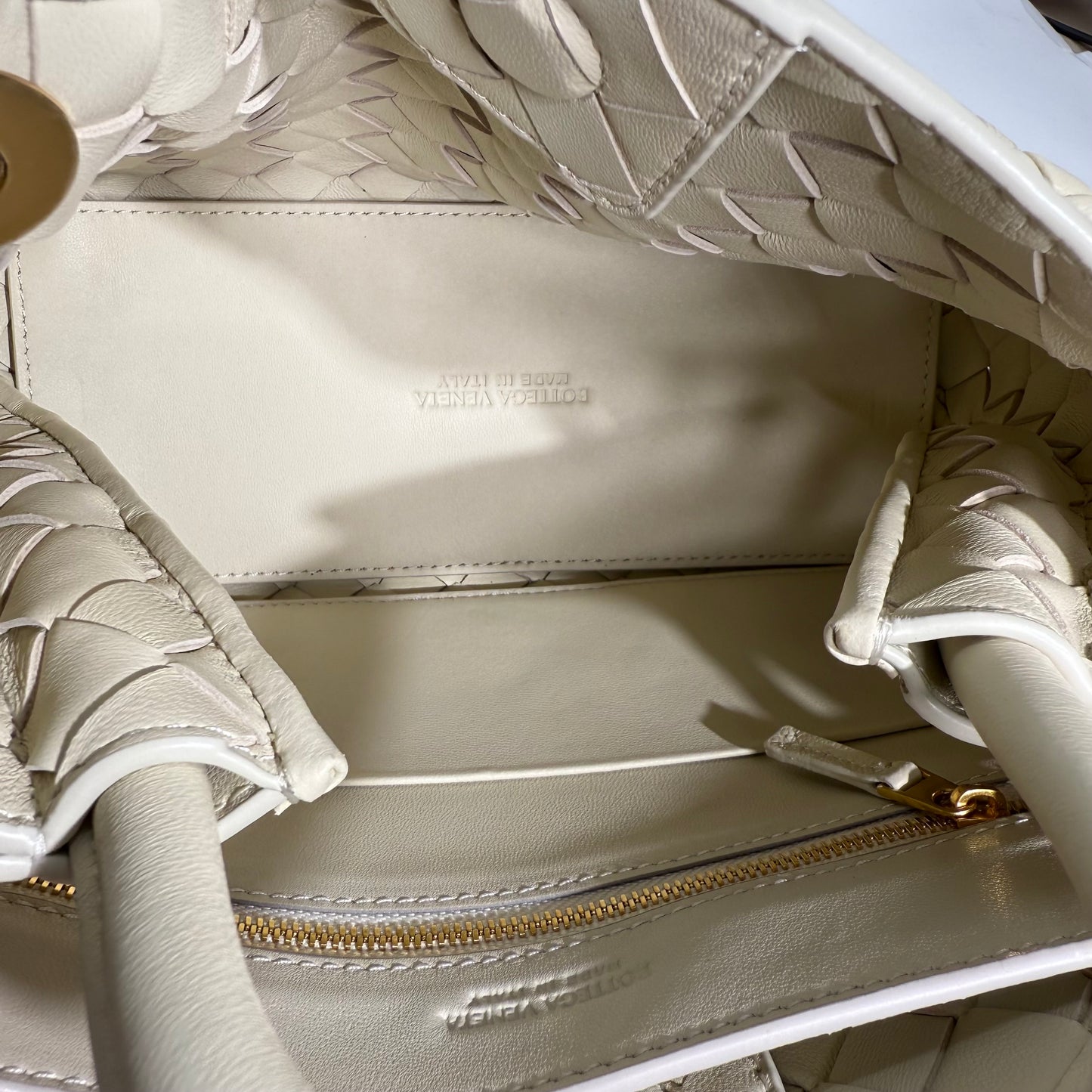 Bottega Andiamo Sea Salt Small