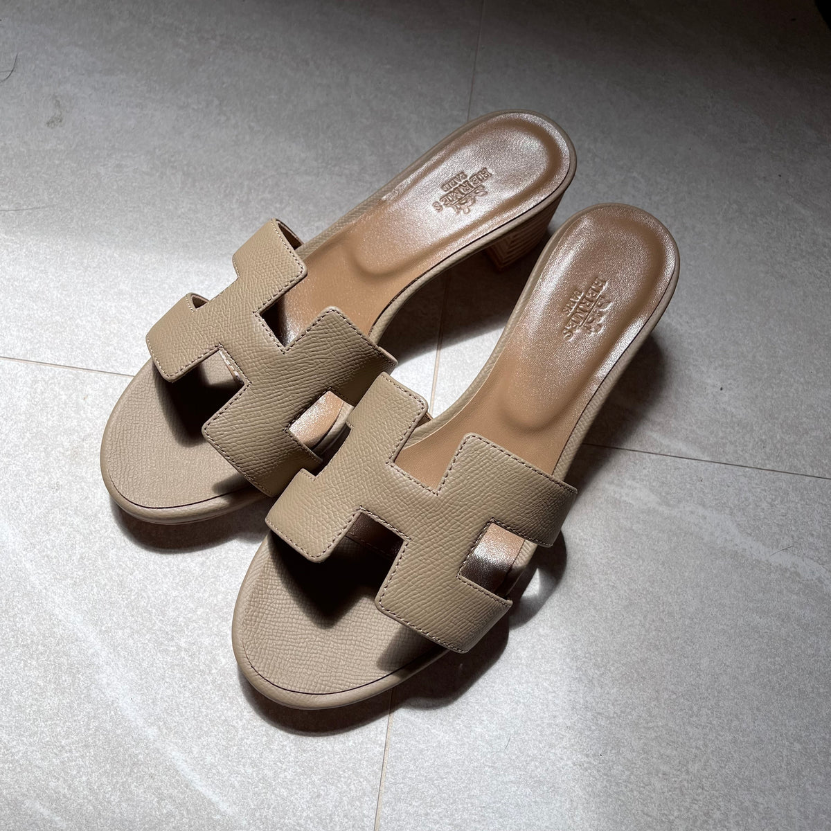 Hermes Oasis (Taupe)