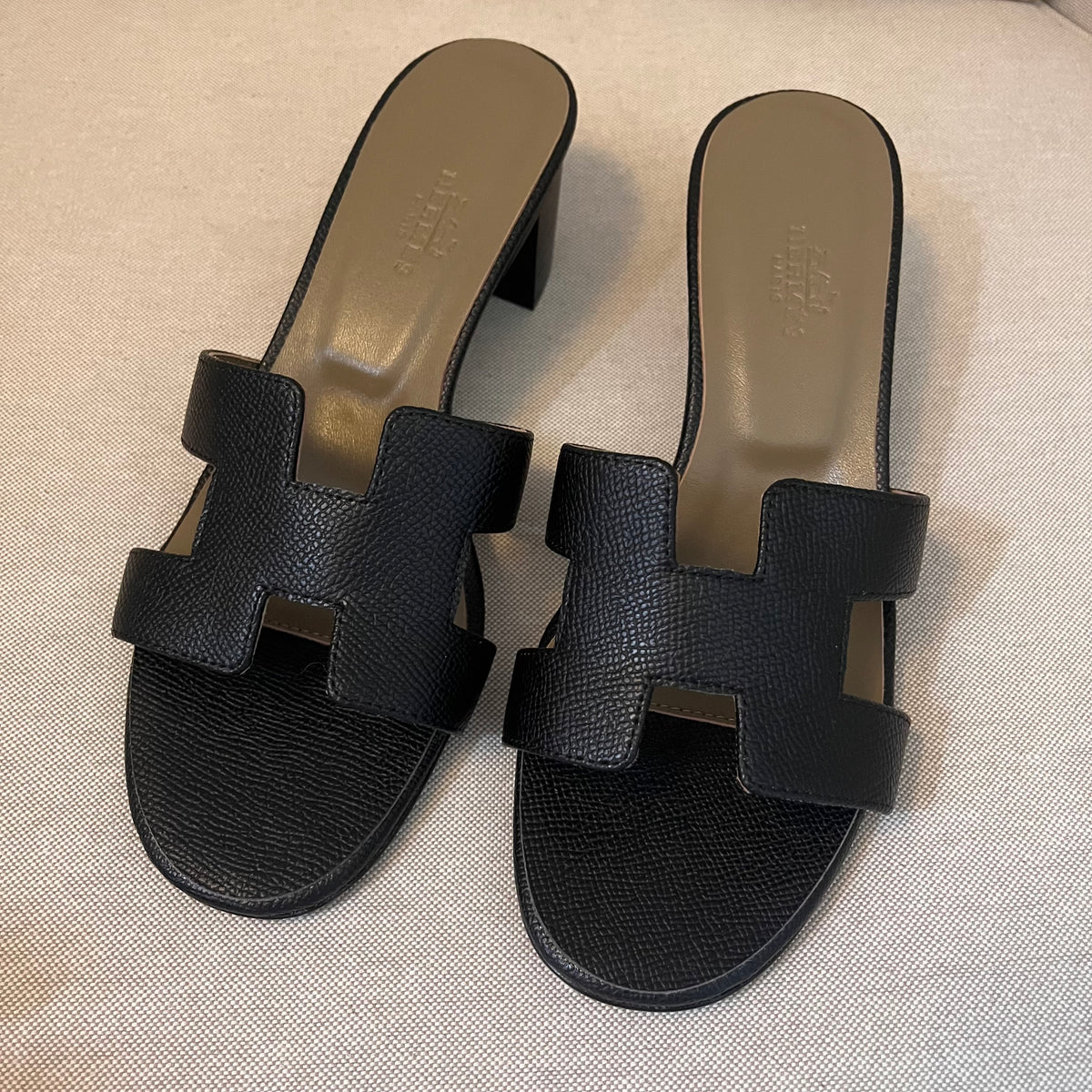 Hermes Oasis (Black