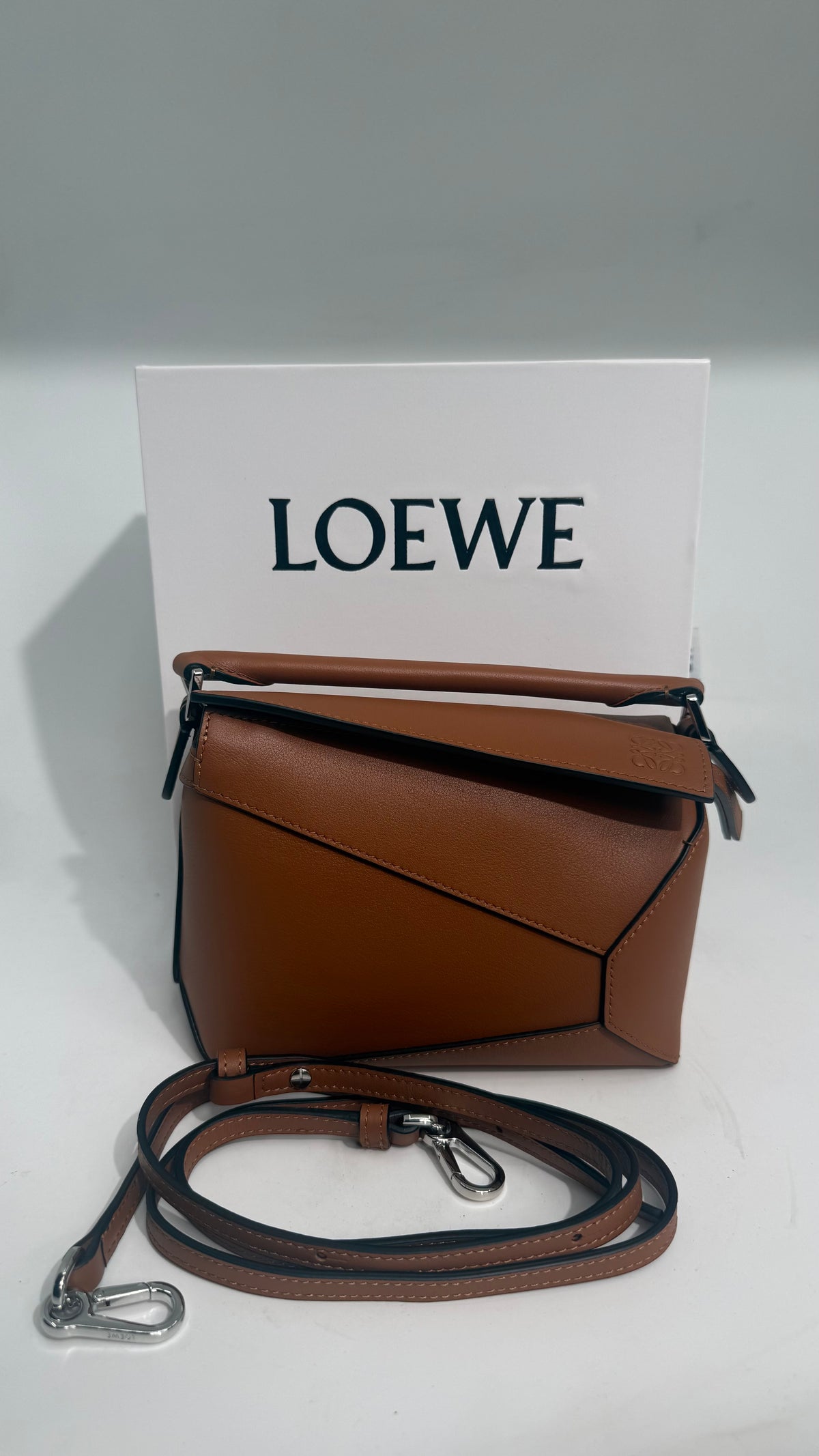 Loewe Puzzle Crossbody (18cm)